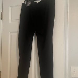 Beautiful black cropped pants by designer VAN HEUSEN!!!